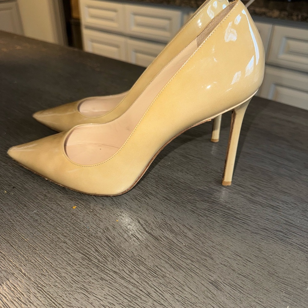 Jimmy Choo nude tan Pumps size 9 - Picture 3 of 5